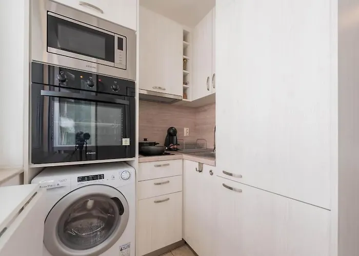 Апартамент Porto Варна